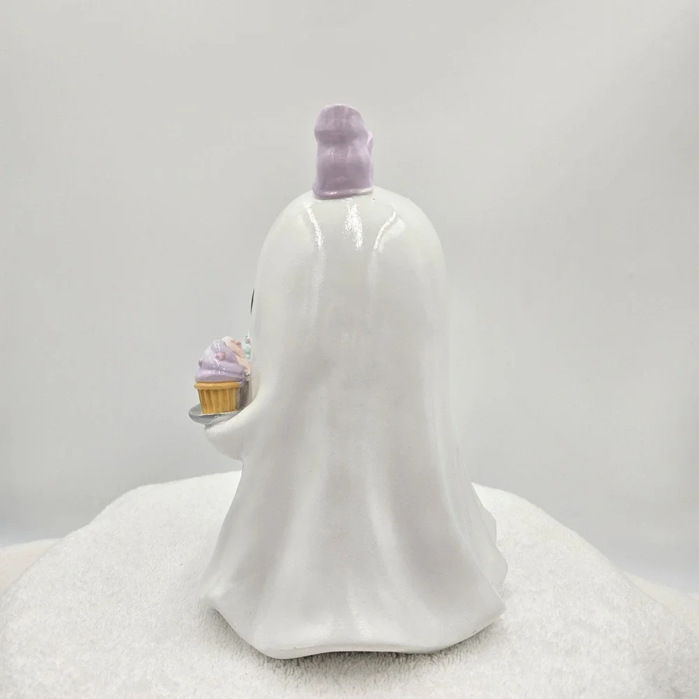 The Unbranded Brand new resin